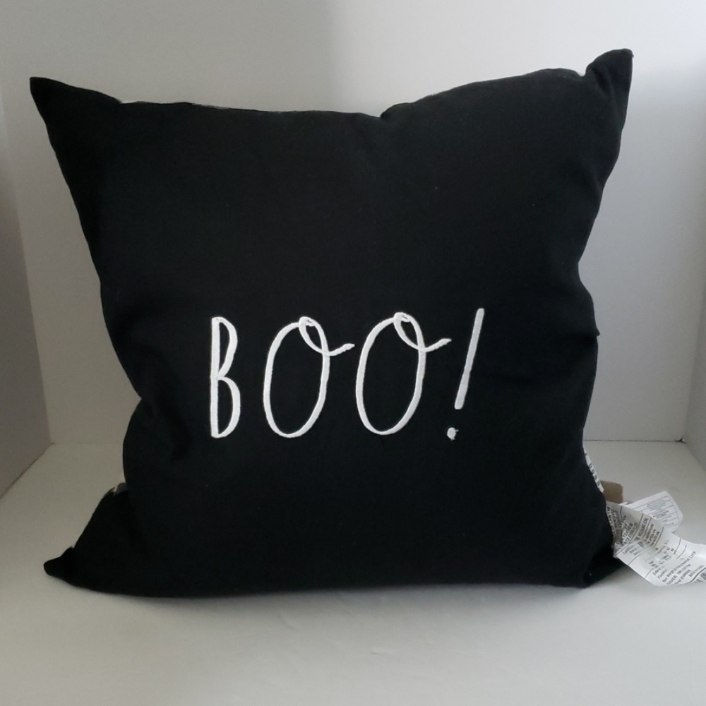 Rae Dunn BOO! Reversible Plaid pillow 20" x 20"